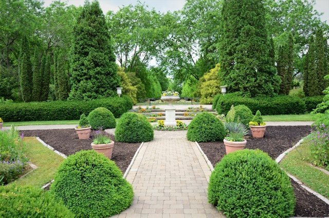Integrating Stone Work into Urban Gardens: Best Practices